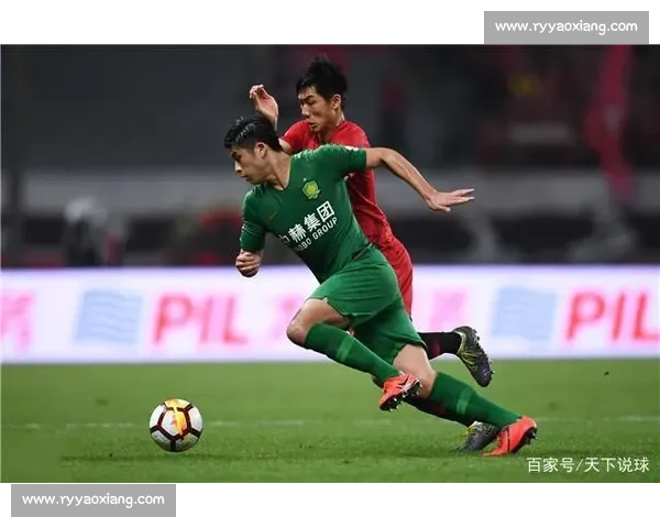 中超焦点战上港对阵国安赛前分析与投注技巧推荐深度解读走势阵容关键看点 中超焦点战上港对阵国安赛前分析与投注技巧推荐深度解读走势阵容关键看点