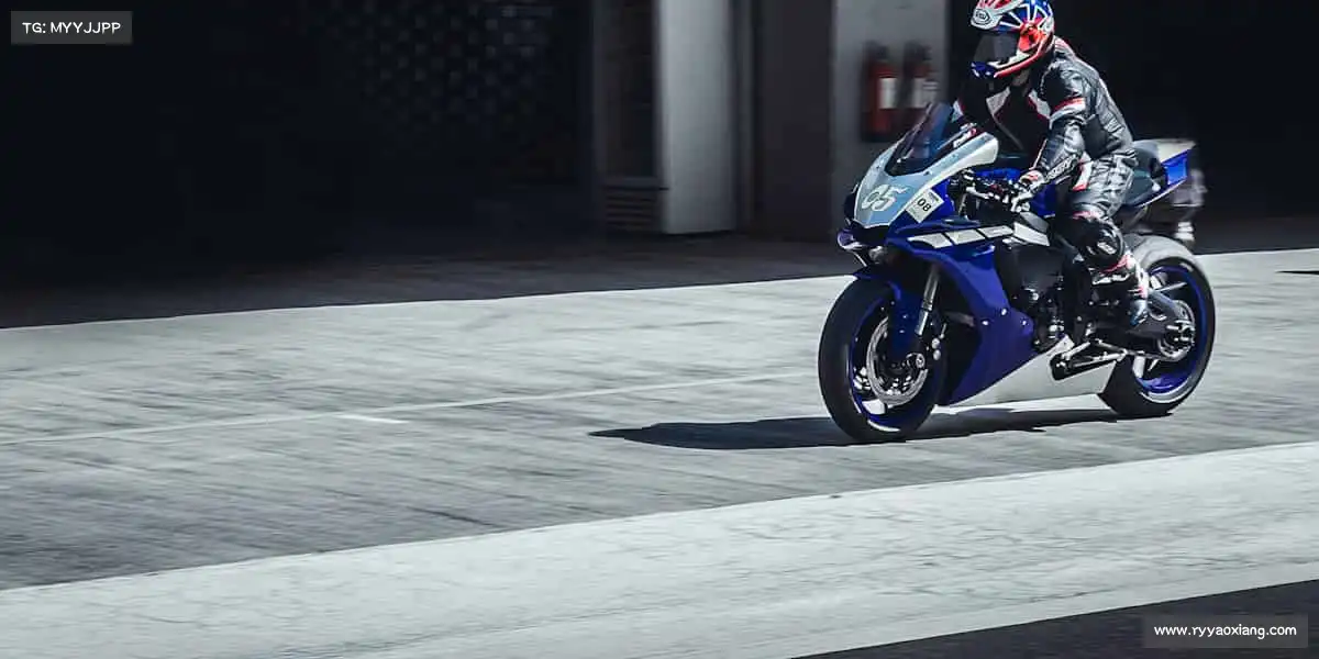 <strong>zoty中欧</strong>热血时刻，从穿上装备的那一刻开始！⚽